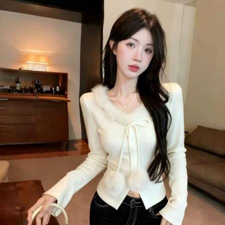 FA49002# 秋冬新款法式气质心机时尚毛领系绳毛球装饰打底外穿上衣女 服裝批發女裝批發服飾貨源