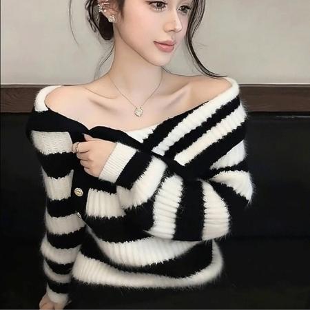 FA49141# 一字肩黑色撞色针织衫女秋冬新款毛衣上衣 服裝批發女裝批發服飾貨源