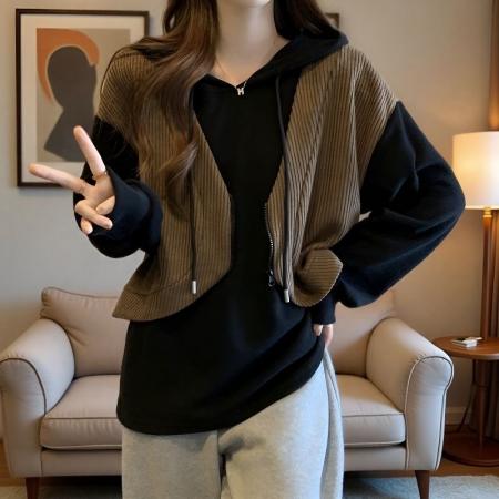 FA49149# 早秋新款长袖拼接假两件上衣女大码女装宽松遮肉减龄连帽卫衣 服裝批發女裝批發服飾貨源