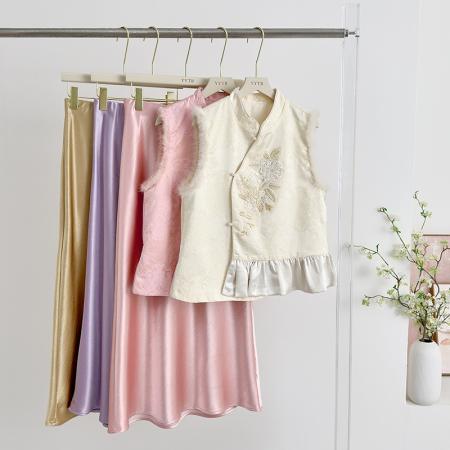 FA49237# 新中式重工刺绣亮片串珠拼接水貂毛马甲秋冬新款国风加棉马夹 服裝批發女裝批發服飾貨源