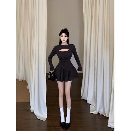 FA49273# 秋季新款韩版设计感圆领镂空小心机针织上衣高腰短裤两件套女 服裝批發女裝批發服飾貨源