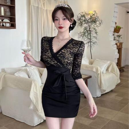 FA49313# 弹力中袖蕾丝包臀打底紧身连衣裙