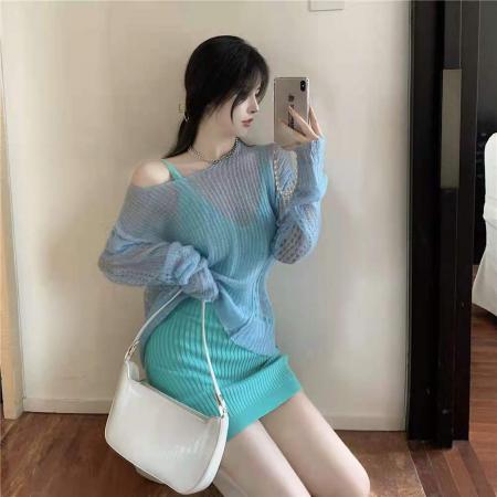 新款镂空仿海马毛罩衫+针织吊带连衣裙两件套时尚套装