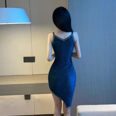 新款闪片拼接不对称修身包臀吊带连衣裙