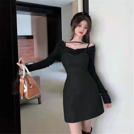 新款收腰显瘦气质皮裙高端赫本风纯色吊带打底连衣裙