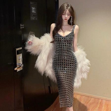 新款修身气质法式开叉吊带礼服宴会性感重工烫钻连衣裙