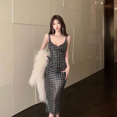 新款修身气质法式开叉吊带礼服宴会性感重工烫钻连衣裙