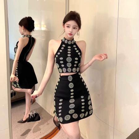 新款时尚修身气质烫钻无袖拉链上衣包臀A字半裙套装