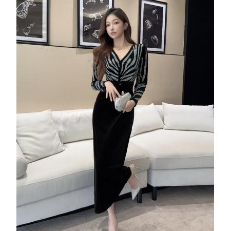 女主气场穿搭高级感轻奢小众不撞款烫钻丝绒礼服连衣裙