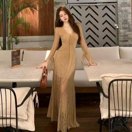 连衣裙女秋季新款法式高级感收腰显瘦V领蕾丝长袖系带中长裙 服裝批發女裝批發服飾貨源