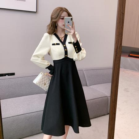 V领连衣裙女秋季新款法式高端精致显瘦赫本风长裙子 服裝批發女裝批發服飾貨源