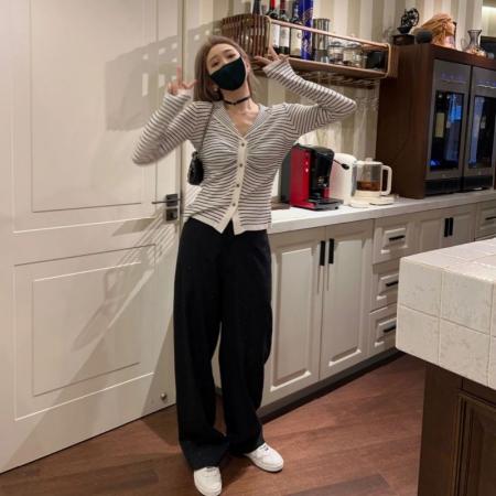 FA49505# 法式高级感条纹针织开衫女秋冬季新款设计感小众气质修身上衣 服裝批發女裝批發服飾貨源