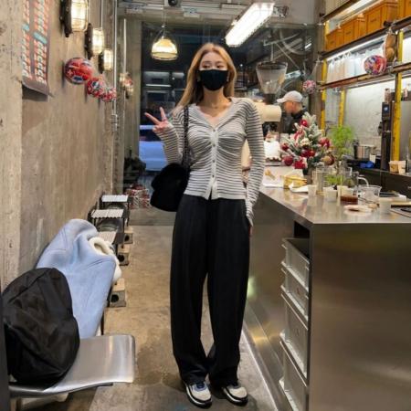 FA49505# 法式高级感条纹针织开衫女秋冬季新款设计感小众气质修身上衣 服裝批發女裝批發服飾貨源