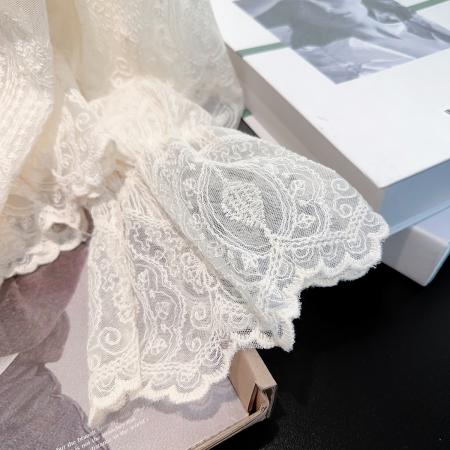 FA49522# 早春新款蕾丝花边v领衬衫女温柔别致显瘦洋气小衫漂亮上衣