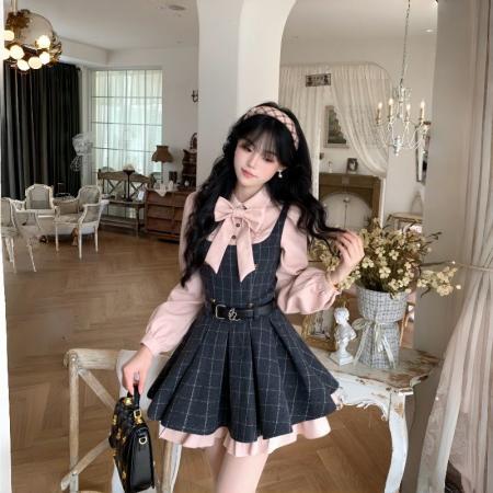 FA49584# 雾蓝深秋新款少女感蝴蝶结衬衫格纹收腰蓬蓬百褶连衣裙