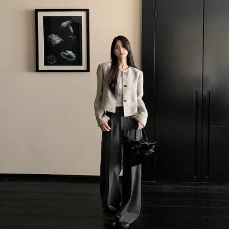 FA49588# 复古圆领单排扣上衣女条纹宽松毛呢小香风外套