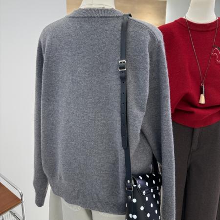 FA49592# 大码遮肚提花卡通针织衫圆领毛衣女秋冬时尚百搭打底宽松上衣