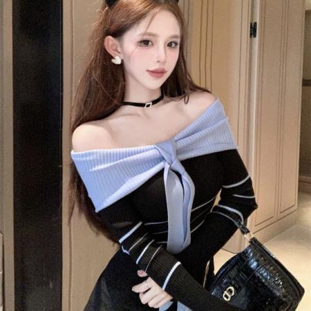 FA49613# 气质设计感撞色条纹一字肩毛衣针织衫女秋季短款露肩上衣