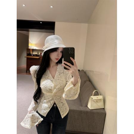 FA49684# 辣妹性感V领高级感扭结气质设计感正肩喇叭袖磨毛上衣