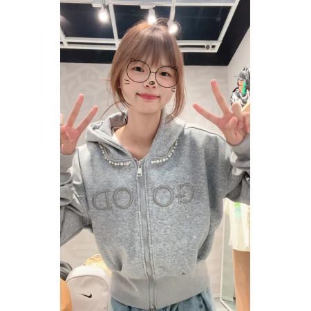 FA49716# 薄款原版做工刺绣+钉珠后包领纯棉华棉复合卫衣女