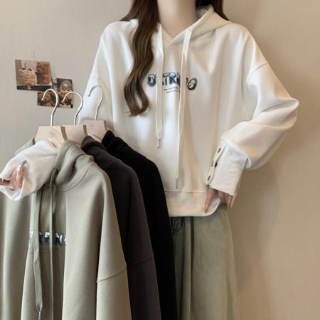 FA49766# 华棉设计感袖口纽扣连帽套头短款卫衣女新款短款帽衫上衣外套 服裝批發女裝批發服飾貨源