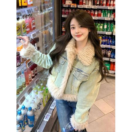 FA49787# 复古皮毛一体毛绒拼接牛仔外套女冬百搭宽松短款小个子超好看夹克 服裝批發女裝批發服飾貨源