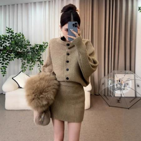 FA49801# 韩系慵懒风高领排扣上衣A字半身短裙两件套女秋冬新款高级感套装 服裝批發女裝批發服飾貨源