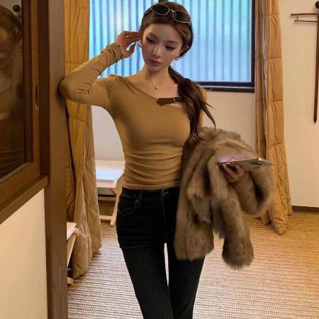 FA49830# 法式咖色露肩长袖T恤女秋冬性感辣妹小个子修身显瘦百搭短款上衣 服裝批發女裝批發服飾貨源