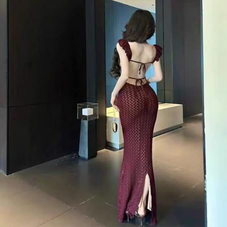 纯欲系甜辣性格蕾丝吊带连衣裙女气质V领露背长裙包臀裙性感裙子 服裝批發女裝批發服飾貨源