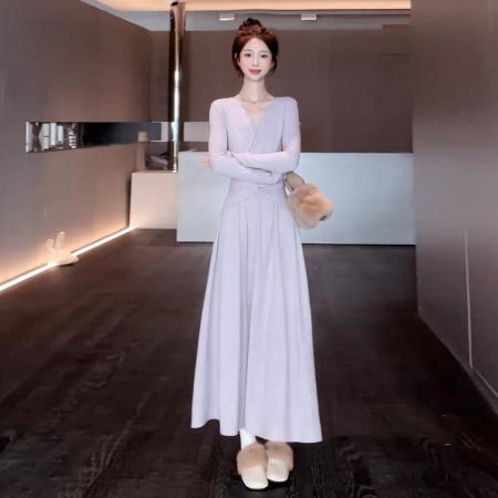 FA49846# 秋冬新款高级感内搭打底收腰长裙法式气质v领针织连衣裙子女 服裝批發女裝批發服飾貨源