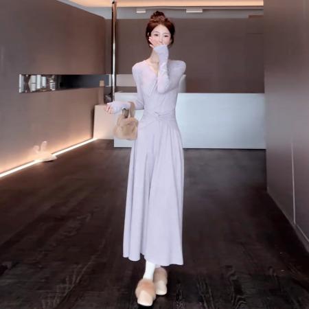 FA49846# 秋冬新款高级感内搭打底收腰长裙法式气质v领针织连衣裙子女 服裝批發女裝批發服飾貨源