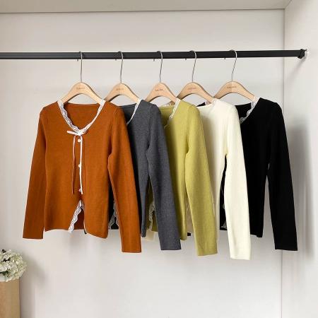 FA49873# 秋冬新款韩系ins甜美温柔蕾丝拼接百搭减龄修身长袖针织衫女 服裝批發女裝批發服飾貨源