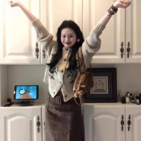 FA49874# 慵懒风毛衣外套女秋冬葡萄提花针织衫开衫软糯长袖可外穿内搭上衣 服裝批發女裝批發服飾貨源