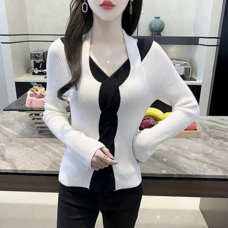 FA49879# 秋冬季长袖设计感毛衣修身显瘦拼色女装高级感上衣针织衫 服裝批發女裝批發服飾貨源