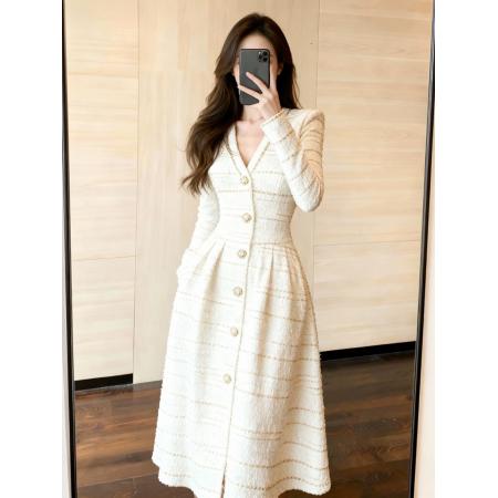 FA49897# 冬季穿搭独特超好看裙子高端精致厅里厅气出席重要场合白色连衣裙 服裝批發女裝批發服飾貨源