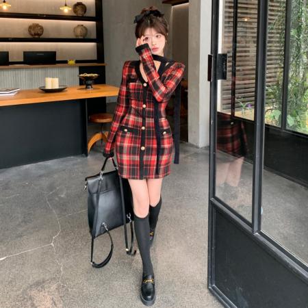 FA49900# 圣诞小香风加绒红色格子针织V领包臀新年连衣裙冬 服裝批發女裝批發服飾貨源