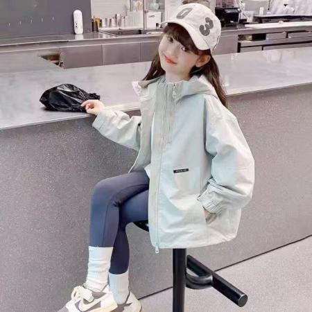 女童外套春秋春装新款洋气儿童连帽冲锋衣中大童休闲上衣 童装批发宝宝服饰批发