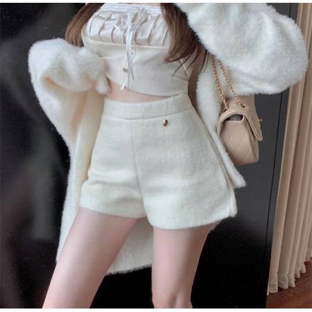 FA50122# 冬季洋气软糯毛绒A字休闲短裤百搭靴裤子高腰阔腿热裤女 服裝批發女裝批發服飾貨源