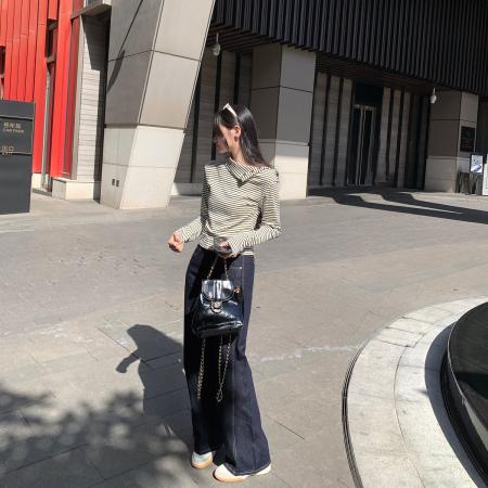 FA50127# 图韩系高级感翻领内搭打底衫T恤女秋冬新款独特条纹上衣 服裝批發女裝批發服飾貨源