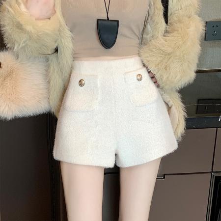 FA50157# 小香风水貂绒毛毛短裤女秋冬高腰a字阔腿短裤加厚靴裤 服裝批發女裝批發服飾貨源