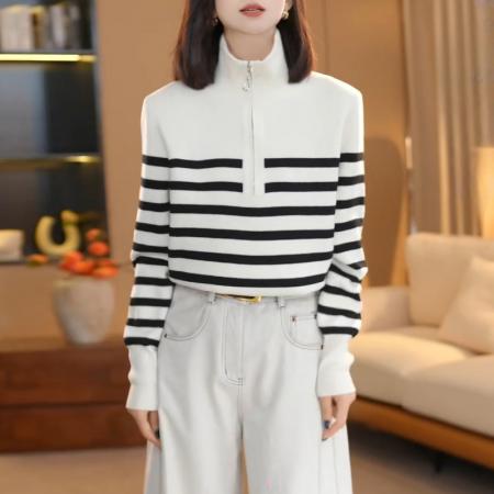 LN76388# 立领半拉链条纹撞色减龄款修身针织衫女冬季新款小众洋气衣服