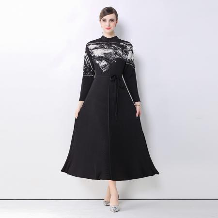 FA50216# 趣韵江南春秋洋气新款褶皱优雅重工龙鳞褶黑色连衣裙 服裝批發女裝批發服飾貨源