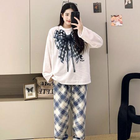 FA50360# 爆款法兰绒秋冬女士圆领卡通长袖睡衣学生少女可爱宽松 服裝批發女裝批發服飾貨源