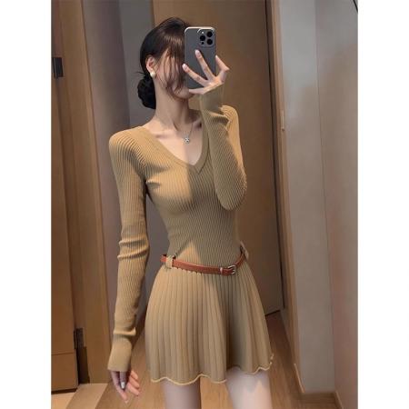 FA50367# 法式轻熟风v领长袖针织连衣裙女带腰带高级感秋冬收腰显瘦a字短裙 服裝批發女裝批發服飾貨源