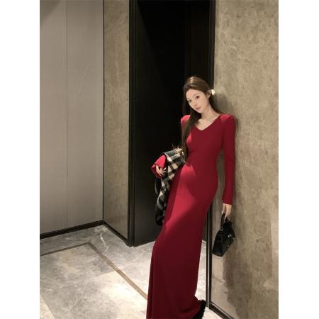 FA50371# 圣诞复古红V领喇叭袖针织连衣裙女收腰修身性感A字长裙 服裝批發女裝批發服飾貨源