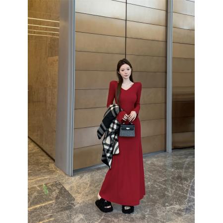 FA50371# 圣诞复古红V领喇叭袖针织连衣裙女收腰修身性感A字长裙 服裝批發女裝批發服飾貨源