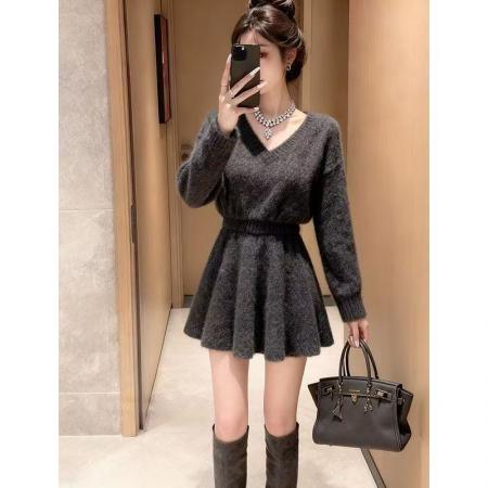 FA50388# 秋冬慵懒长袖毛衣+A字半裙两件套女新款独特别致V领针织灰色套装 服裝批發女裝批發服飾貨源