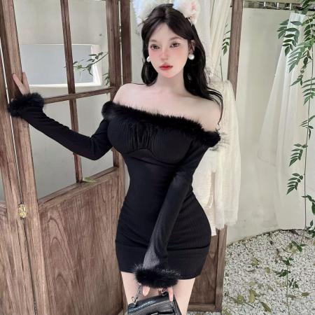 FA50398# 纯欲风新年红战袍毛毛一字肩连衣裙女秋冬新款收腰包臀裙短裙 服裝批發女裝批發服飾貨源