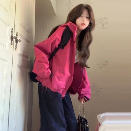 FA50408# 玫红色冲锋衣外套女登山服新款夏季防晒衣美式秋户外运动穿搭 服裝批發女裝批發服飾貨源