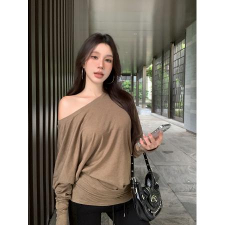 莫代尔人棉褶皱斜肩长袖T恤女独特修身显瘦露肩上衣 服裝批發女裝批發服飾貨源